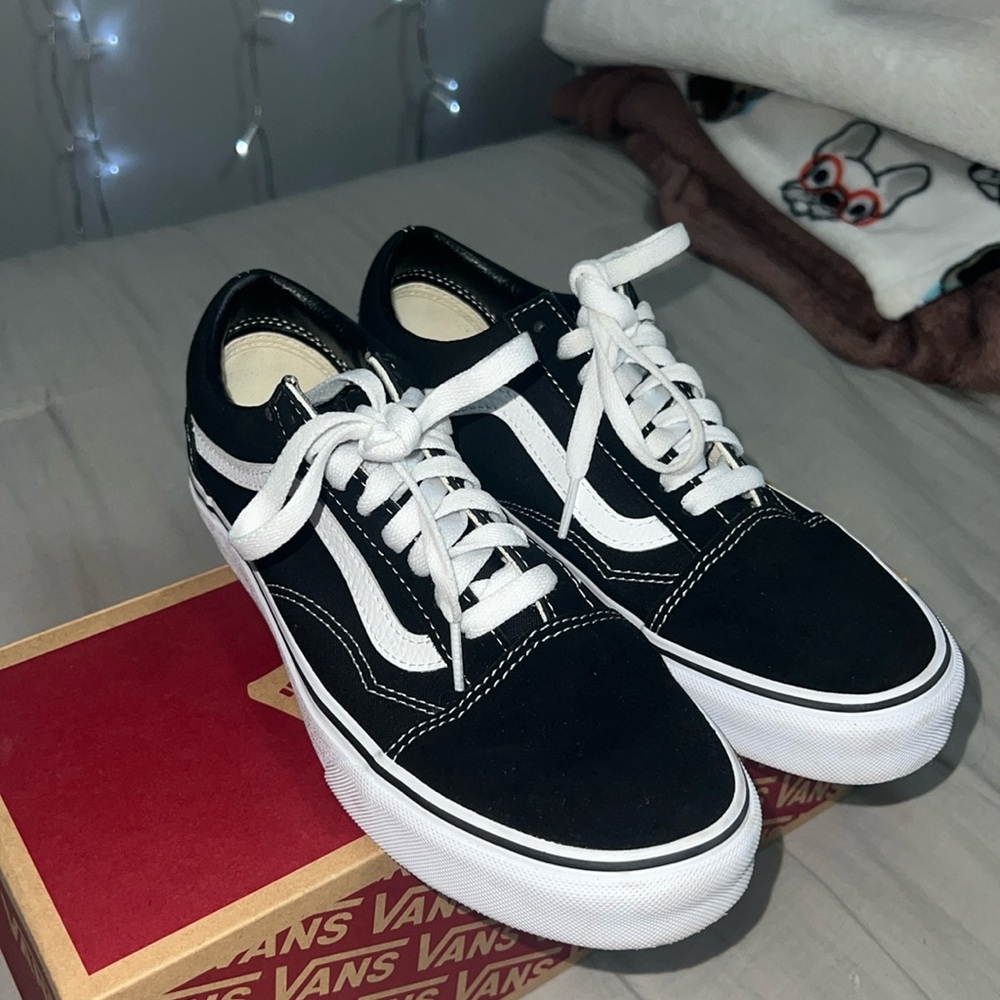 Women’s old skool vans